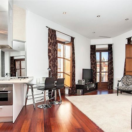 Cathedral Apartment, Upper Floor Apartment Seville Luaran gambar