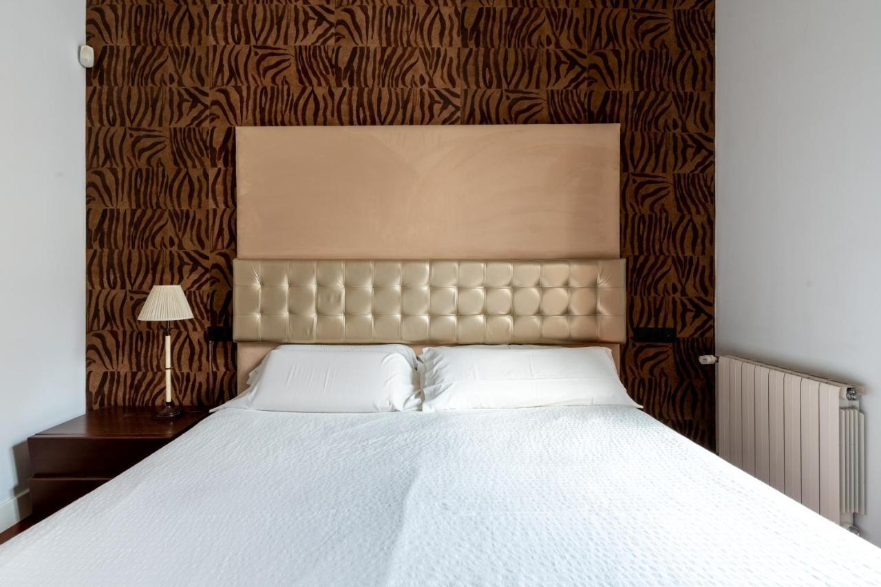 Cathedral Apartment, Upper Floor Apartment Seville Luaran gambar