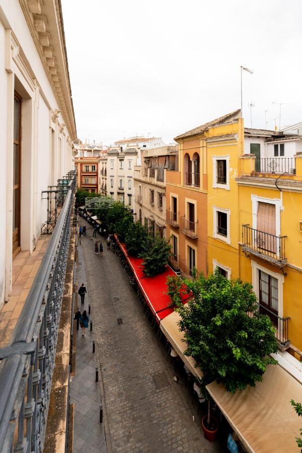 Cathedral Apartment, Upper Floor Apartment Seville Luaran gambar