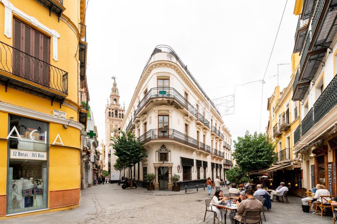 Cathedral Apartment, Upper Floor Apartment Seville Luaran gambar