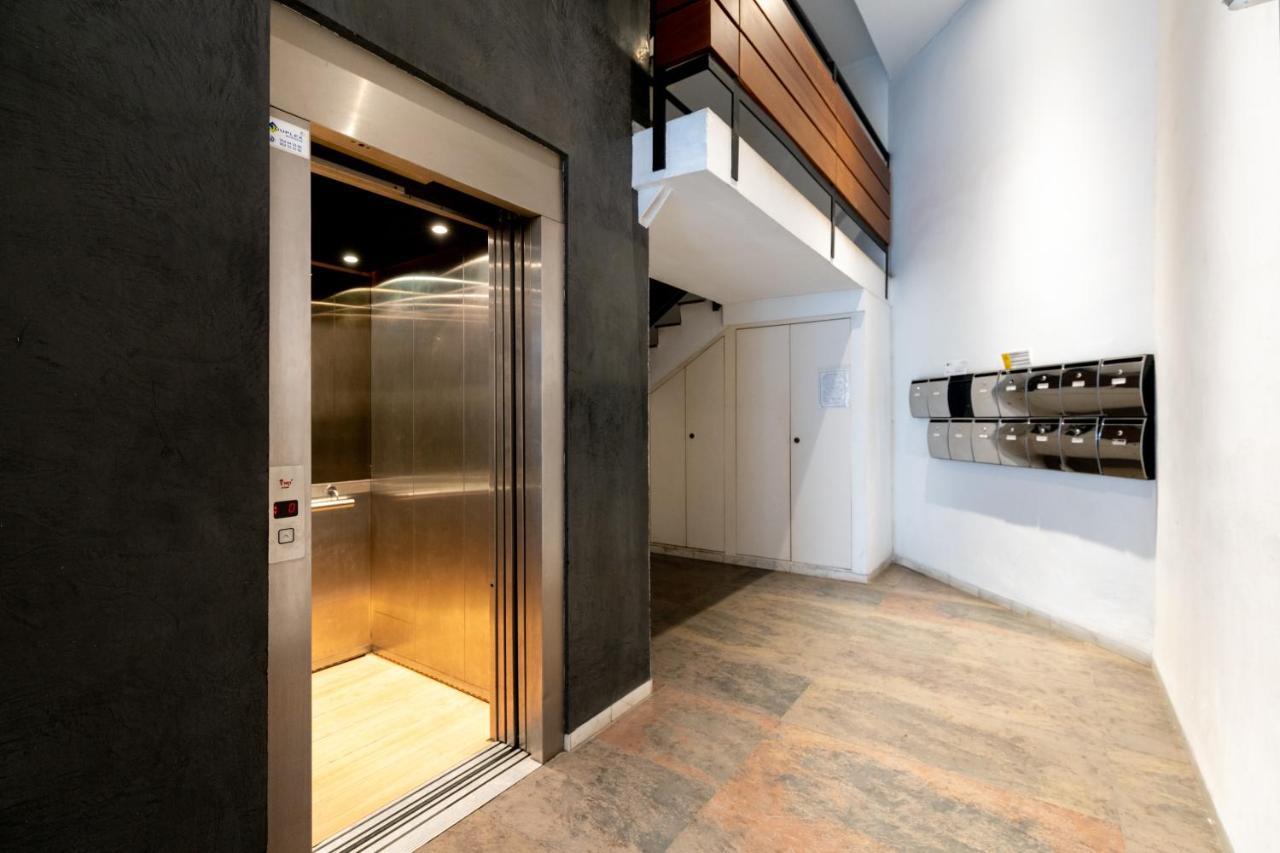 Cathedral Apartment, Upper Floor Apartment Seville Luaran gambar
