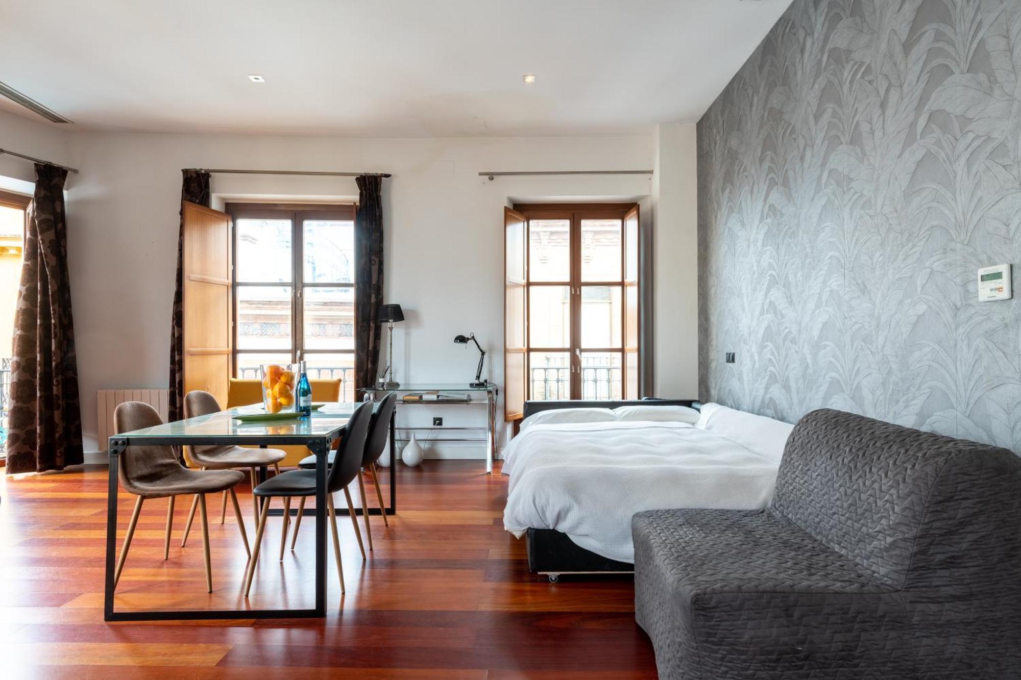 Cathedral Apartment, Upper Floor Apartment Seville Luaran gambar