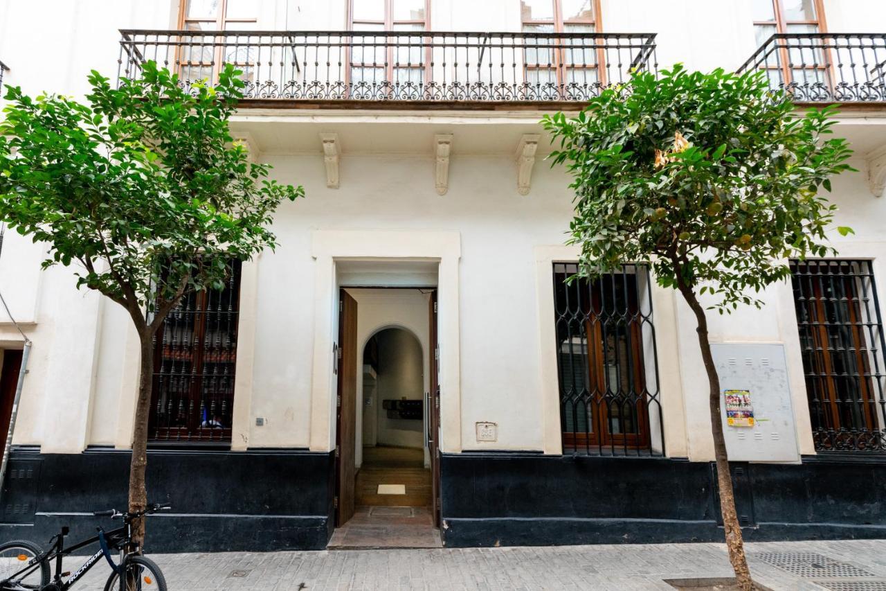 Cathedral Apartment, Upper Floor Apartment Seville Luaran gambar