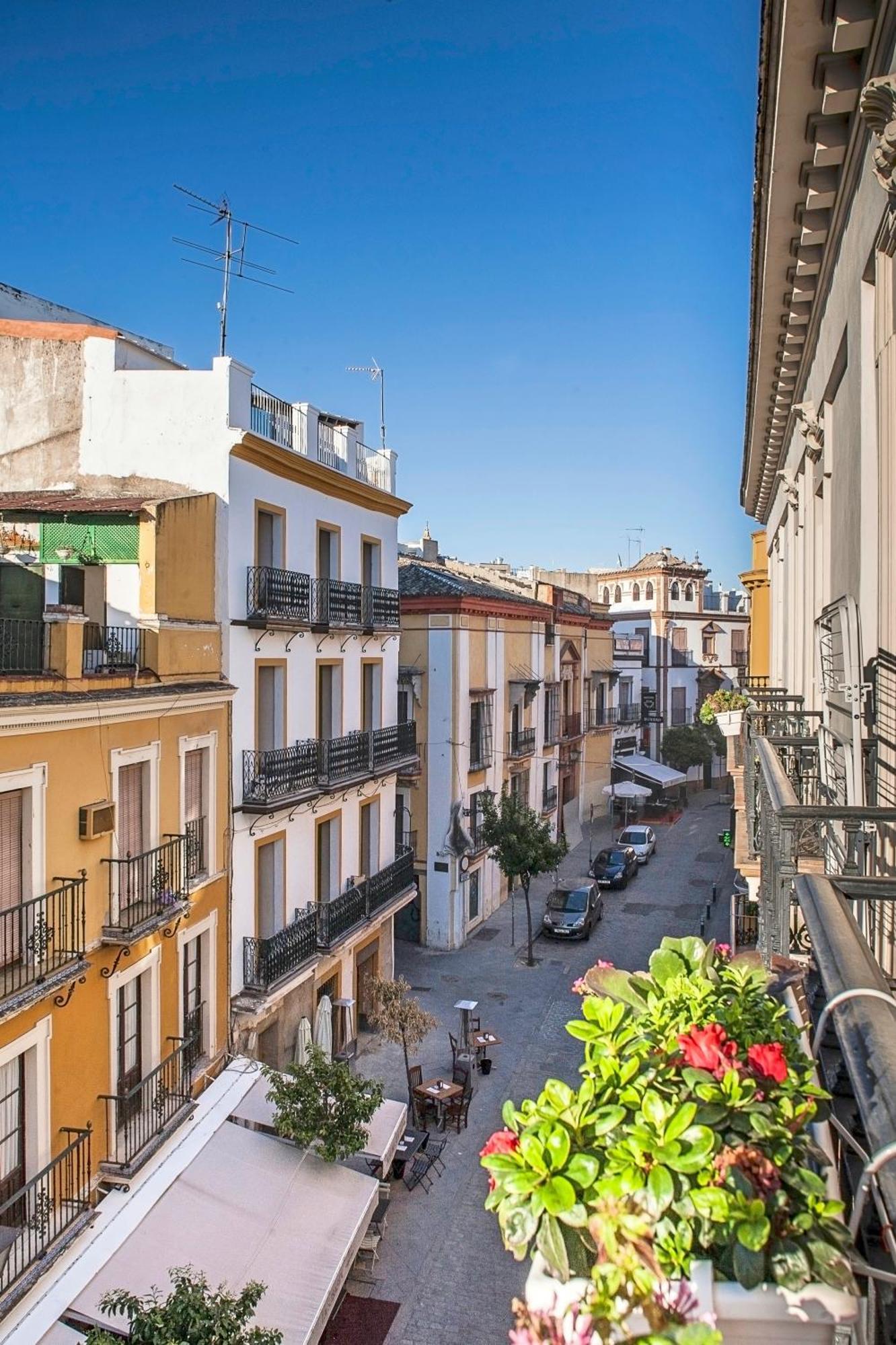 Cathedral Apartment, Upper Floor Apartment Seville Luaran gambar