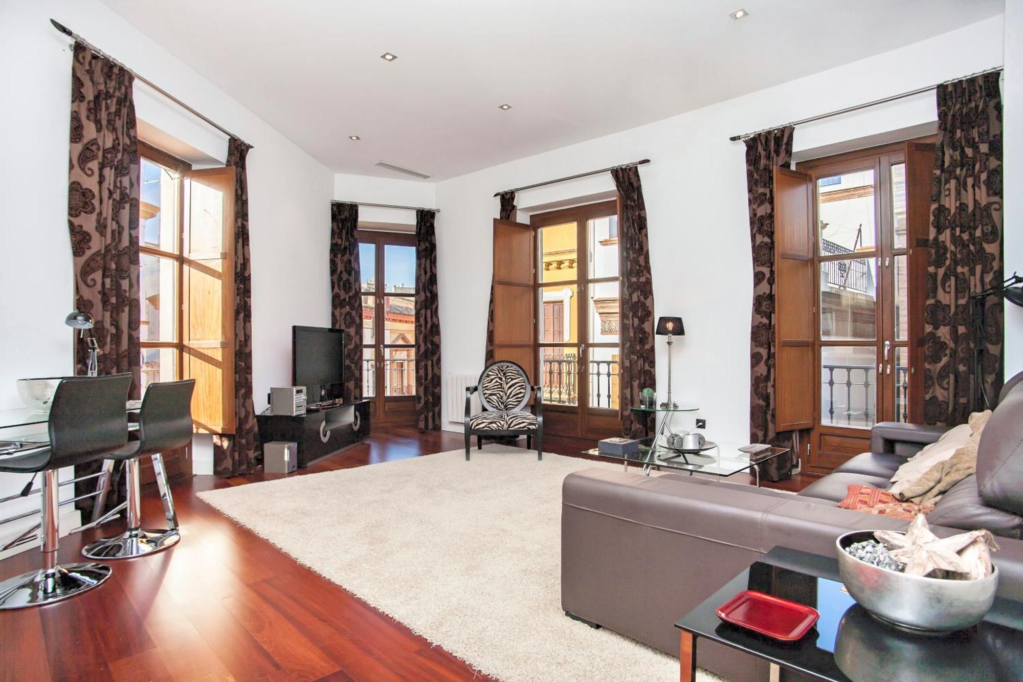 Cathedral Apartment, Upper Floor Apartment Seville Luaran gambar